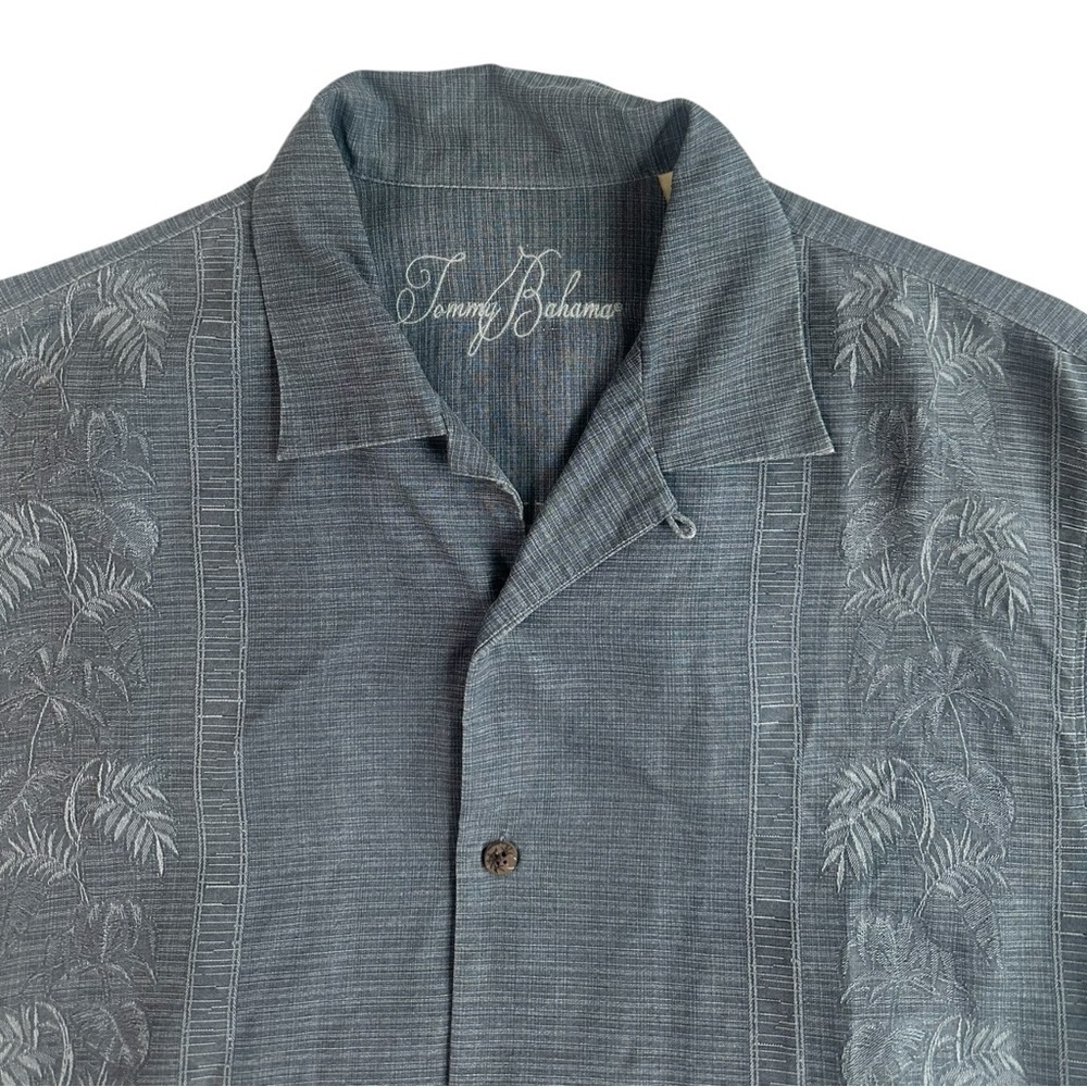 Tommy Bahama Men's 100% Silk Camp Short Sleeve Shirt Size Small Grey - Picture 2 of 13